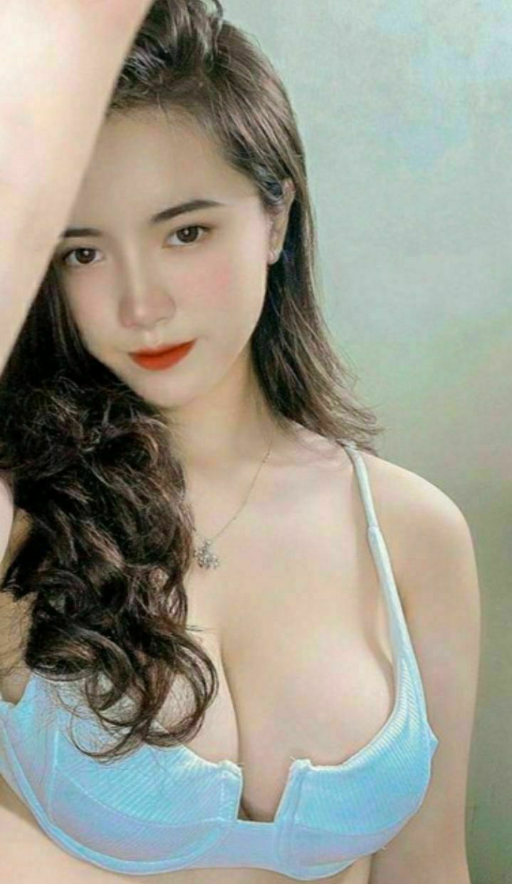 Cô gái tập thể hình mà bạn thích đã có mặt ở đây. Tiếp tục cập nhật